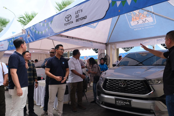 Penjualan Kendaraan...