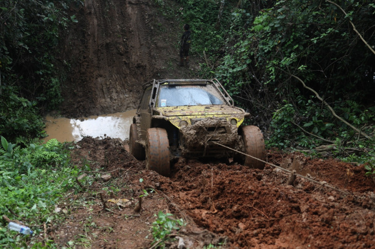 Tes Adrenalin dengan...