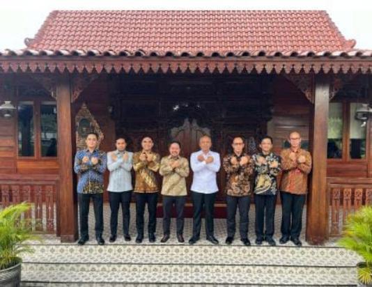 Sinergi Elitery dan...