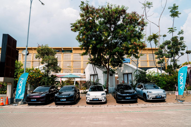 Fitur Canggih Mobil...