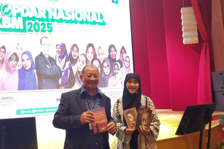 Isa Alamsyah dan Asma...