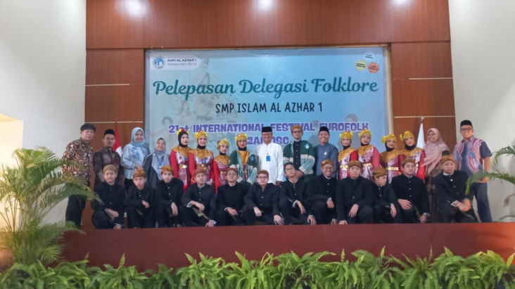 SMP Al Azhar Pusat Siap...