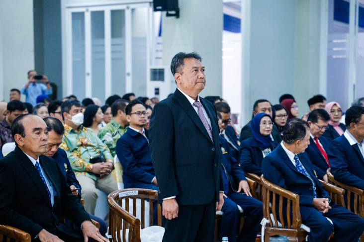 Rektor Baru UP Resmi...