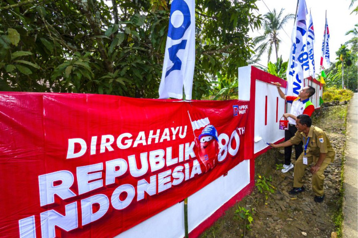 Sambut HUT ke-80 RI,...
