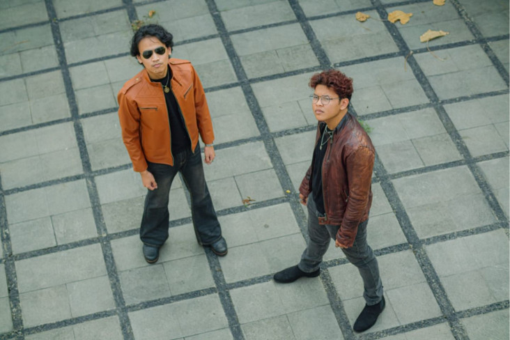 Usung Alternative Rock,...