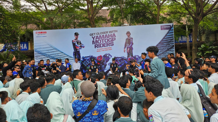 Disambut Siswa SMA 2...
