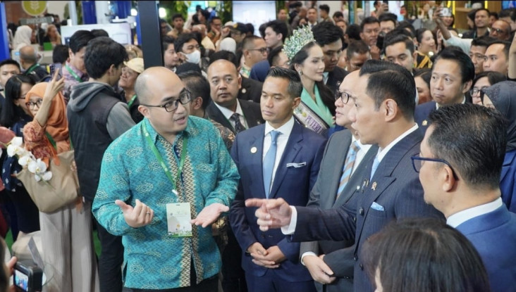 Ini Inisiatif Transisi...