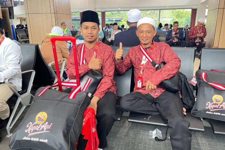 114 Jemaah Umrah Berangkat...