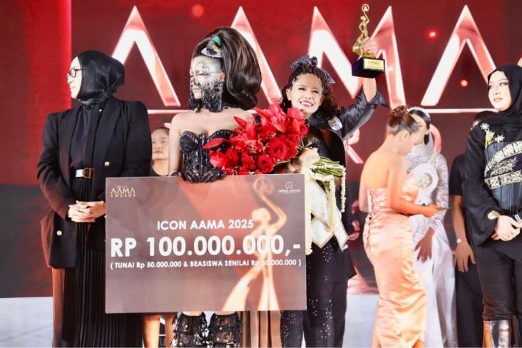 Fara Fibula Deleon Juara...