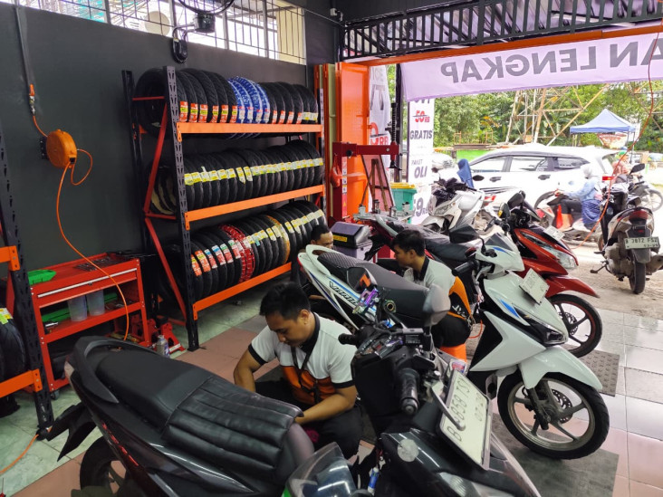 Motor LIstrik Menjamur,...