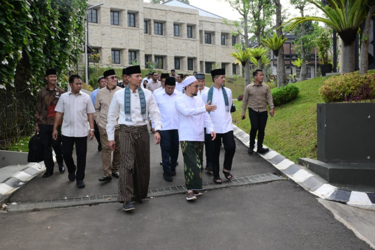 Silaturahmi ke Ponpes...