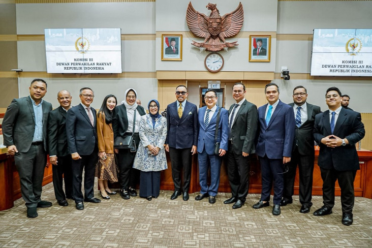 Penyelesaian Hukum Perdata...