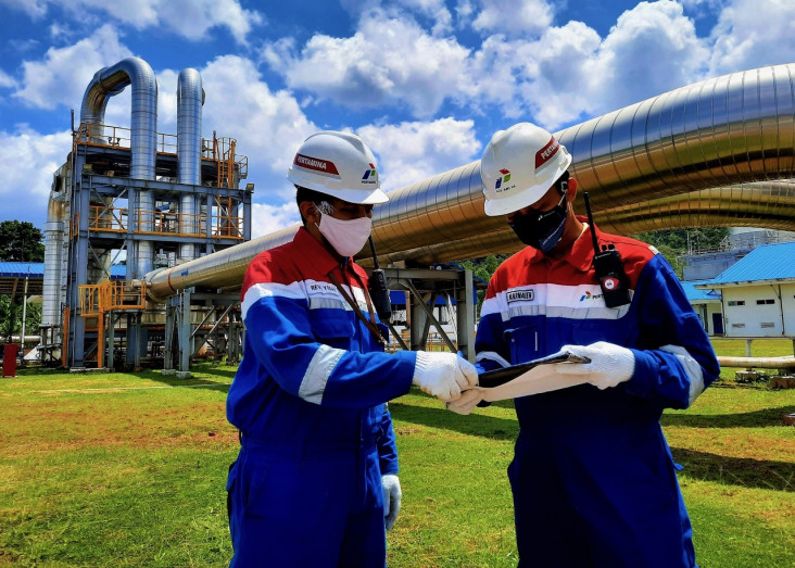 Di Tengah Gejolak Energi...
