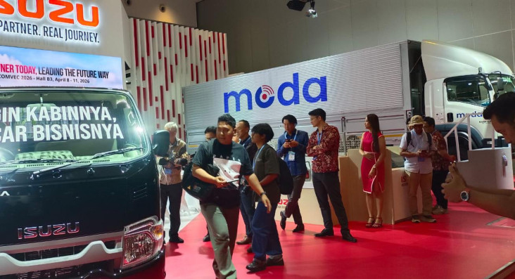 354 Unit Kendaraan Isuzu...