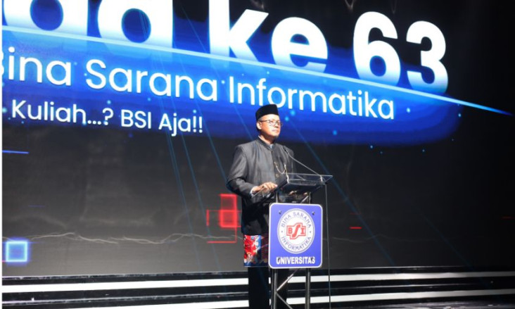 UBSI Resmi Lepas Lulusan,...
