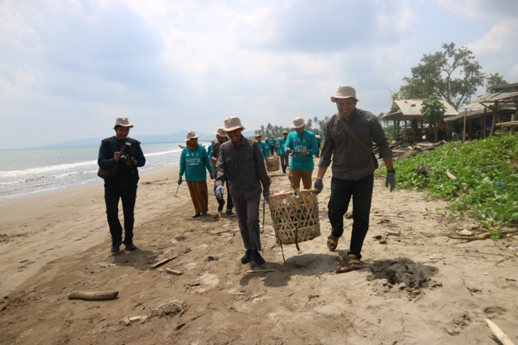 Sampah Plastik di Wilayah...