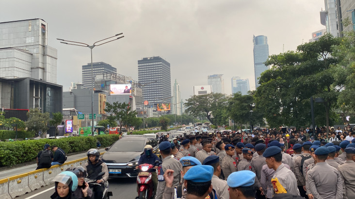 Demo Mahasiswa Belum...