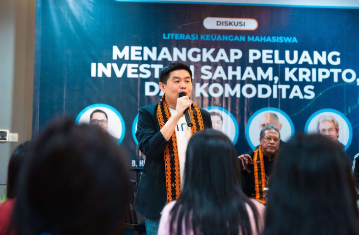 Mahasiswa Diminta Baca...