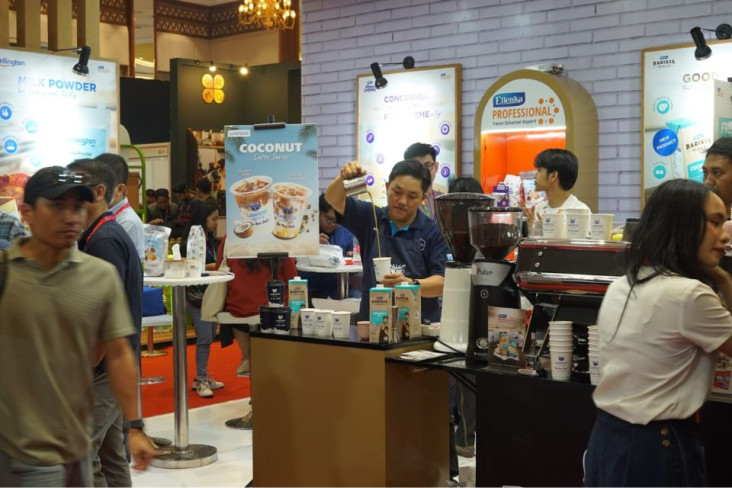 Tren Kedai Kopi dan...