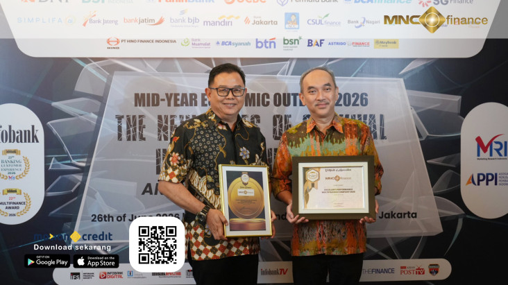 Raih Penghargaan Infobank,...