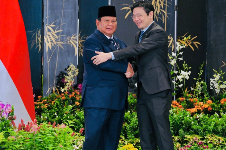 Hari Ini Prabowo dan...