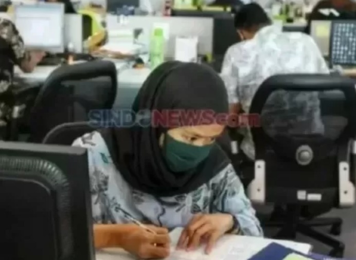 Kemnaker Wajibkan Perusahaan...