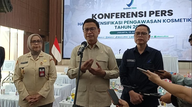 Hari Pertama Sekolah,...