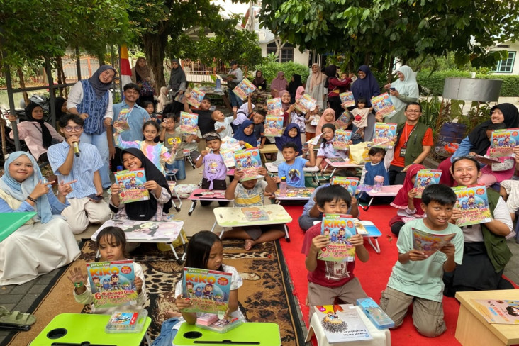Bersama Rumah Baca Empat...