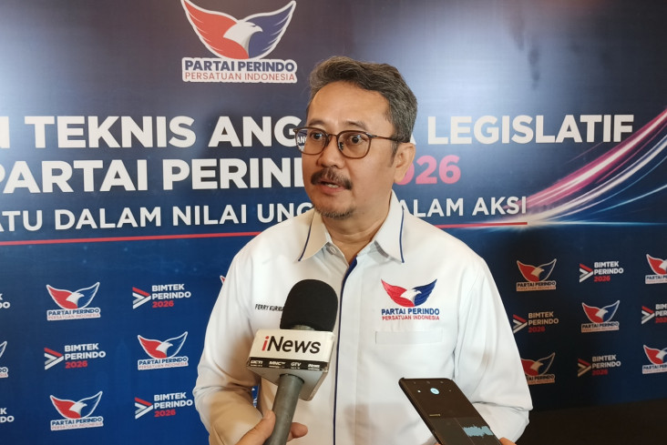 Perindo Bekali Anggota...