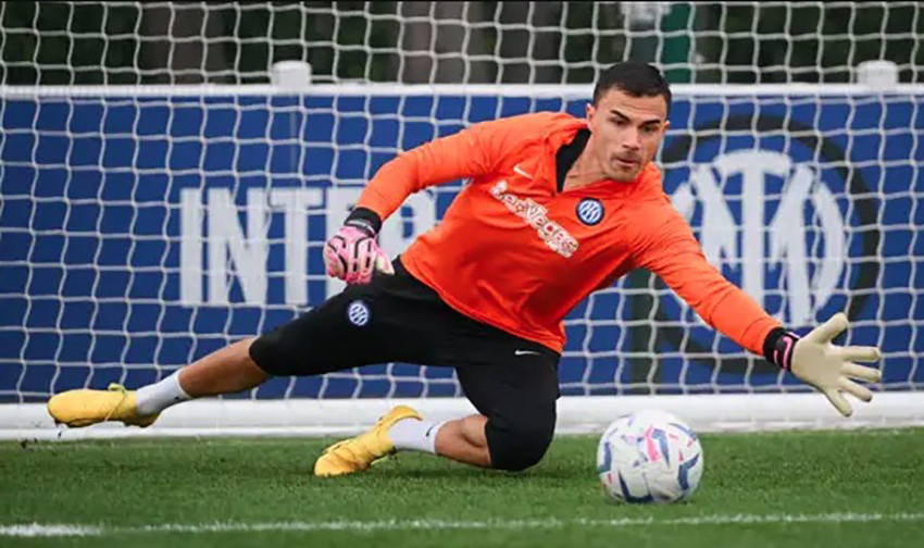 Kiper Keturunan Indonesia Emil Audero Mulyadi Perkuat Como