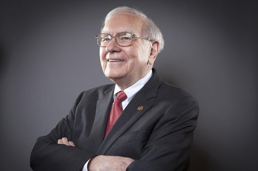 Danai 5 Investasi Besar, Warren Buffett Pilih Campakkan Dolar AS
