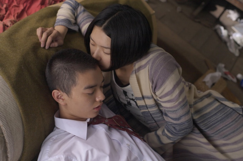 8 Film Jepang Dewasa Paling Vulgar, Tampilkan Adegan Tak Senonoh