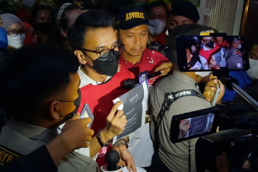 Adam Deni Sebut Ahmad Sahroni Habiskan Miliar demi Penjarakannya