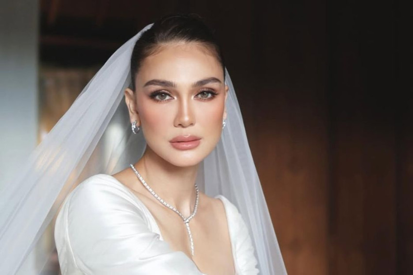 Luna Maya Jadi Inspirasi Lagu Dewa 19 Cinta Kan Membawamu Kembali