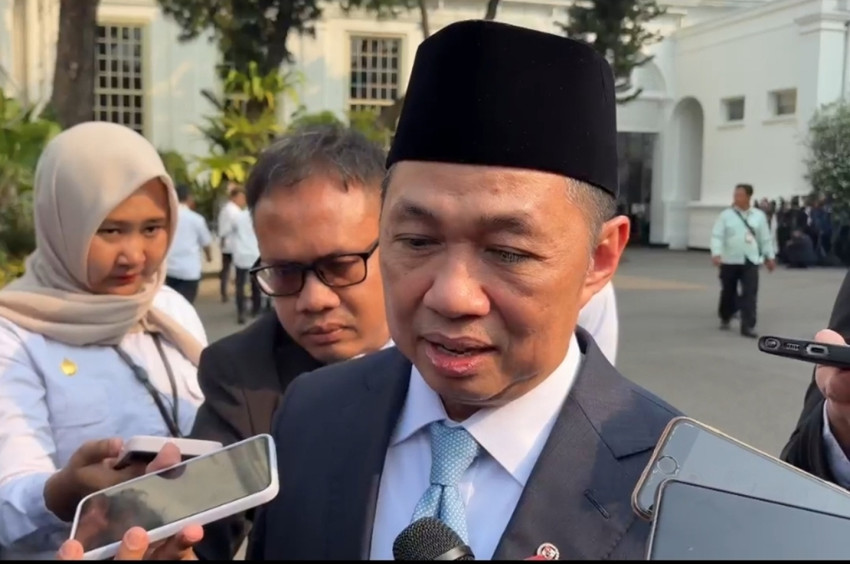 Wamenlu Ungkap Prabowo Minta Maaf soal Terlambat Menerima Su