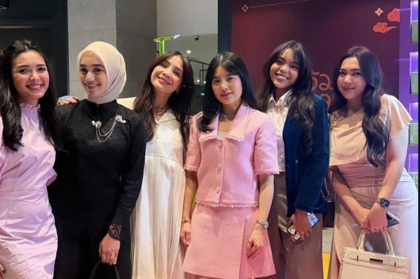 Isago Gandeng Nagita Slavina Luncurkan Koleksi Perhiasan Ter