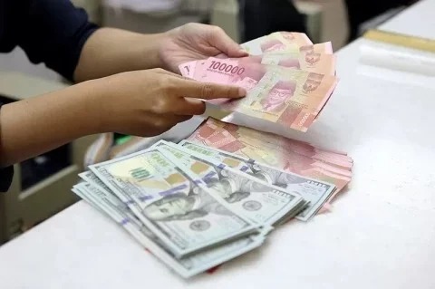 Ekonom: Kebijakan BI dan Pemerintah Memperkuat Rupiah Sudah 
