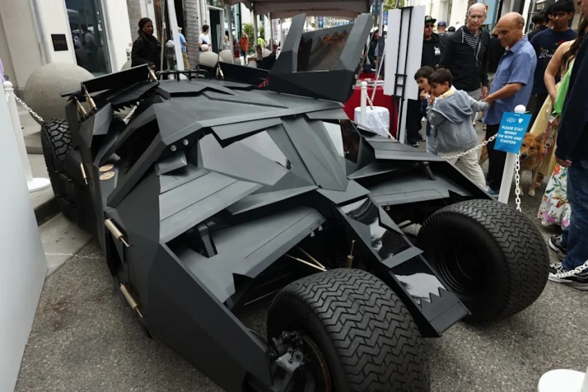 Mengapa Batmobile Tumbler Seharga Rp 53,5 Miliar Menjadi Mobil Terlangka di Dunia?