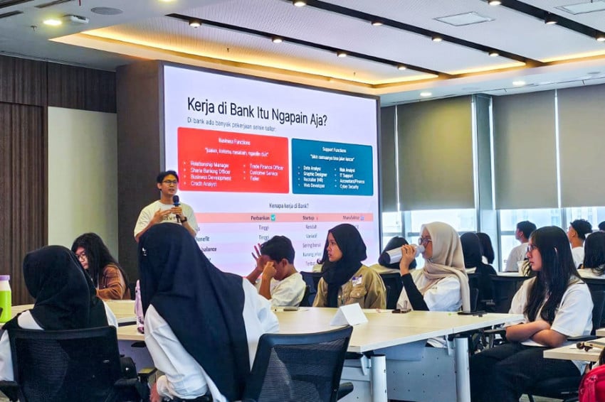 Danamon Gelar DIVE-Chapter Youth, Kenalkan Perbankan ke Generasi Muda
