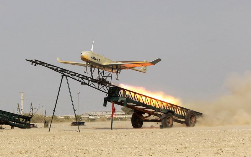 Iran Balas Serangan AS dengan Menyerang Target Militer di Bahrain
