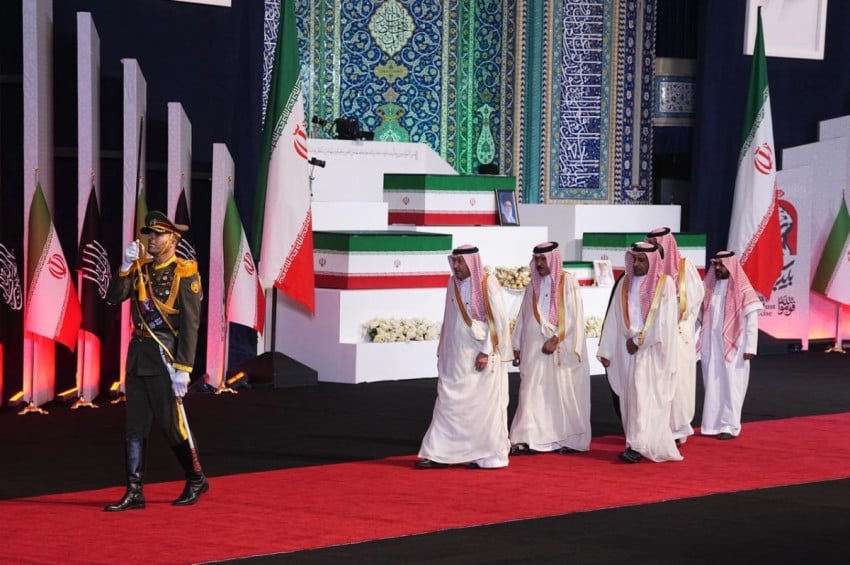 Wakil Menlu Arab Saudi Hadiri Pemakaman Khamenei