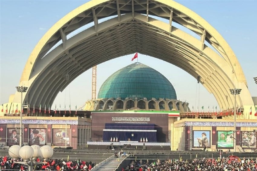 Iran Gelar Salat Jenazah untuk Khamenei dan 4 Anggota Keluarganya yang Dibunuh AS-Israel