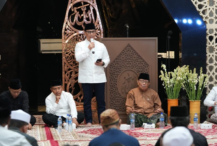 Mengenang Suami Pertama Megawati dengan Tabur Bunga dan Tahlil