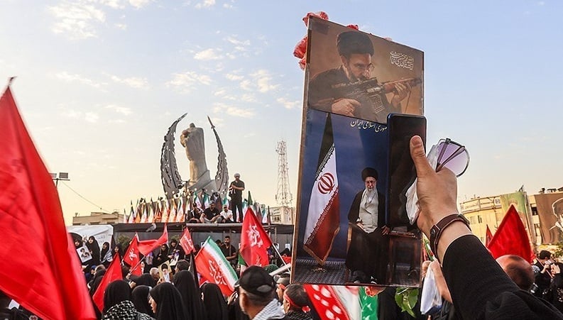Menhan Israel Ancam Bunuh Para Pemimpin Iran Pengganti Khamenei