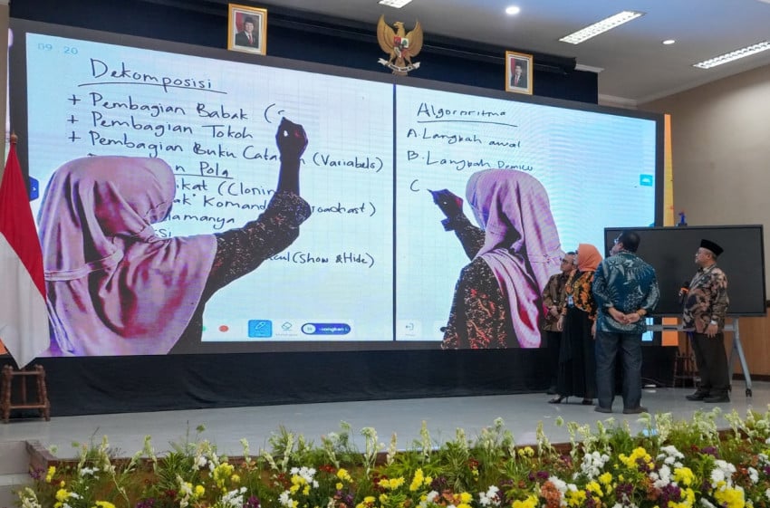 Kemendikdasmen Buka Akses Pelatihan AI dan Coding untuk Guru melalui Ruang GTK