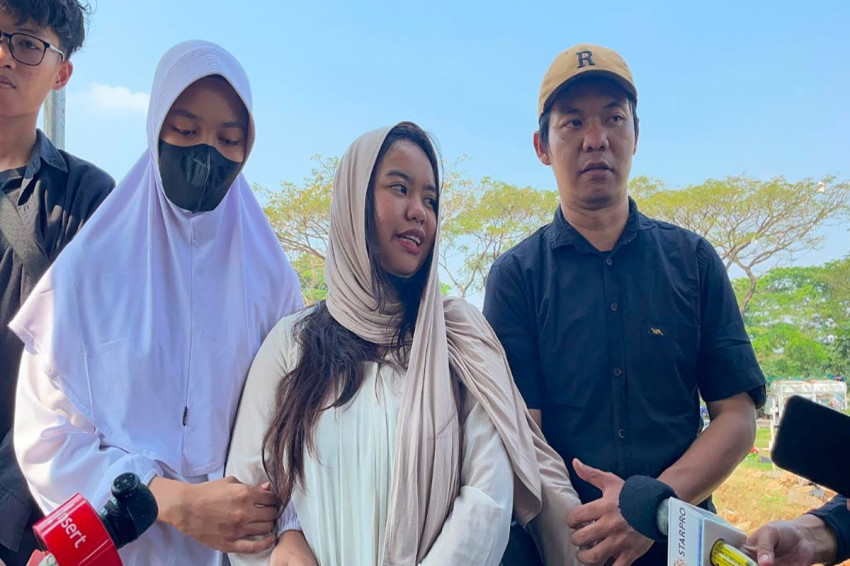 Kenang Momen Terakhir, Putri Temon Ungkap Perubahan Sikap Sang Ayah saat Hadiri Wisudanya