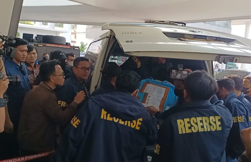 Don Ritto Dilimpahkan ke Kejagung, Polisi Serahkan Barang Bukti Kasus Korupsi dan TPPU