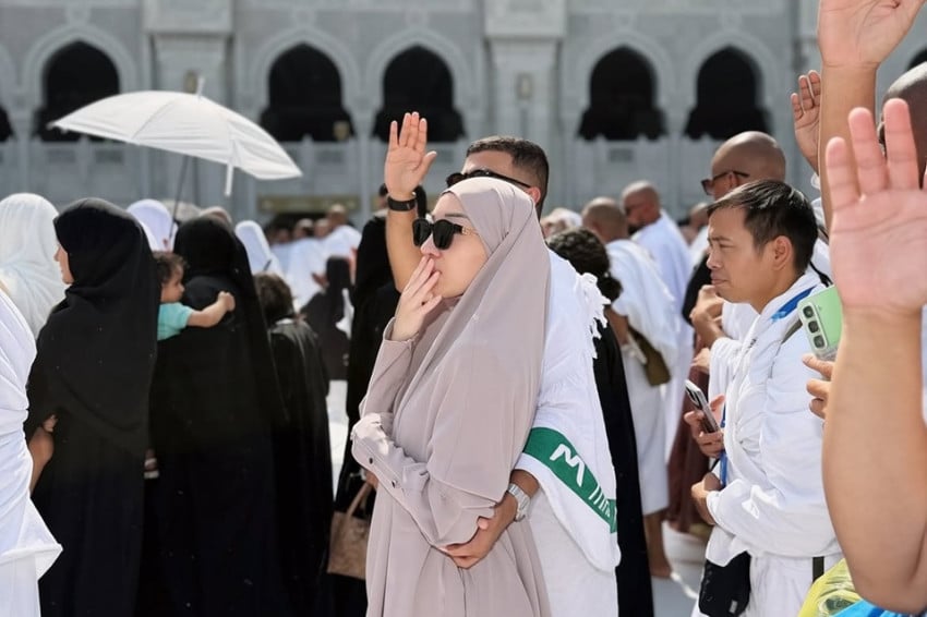 Audrey Jesslyn Ba'dal Umrah untuk Mendiang Lula Lahfah di Hari Ulang Tahunnya