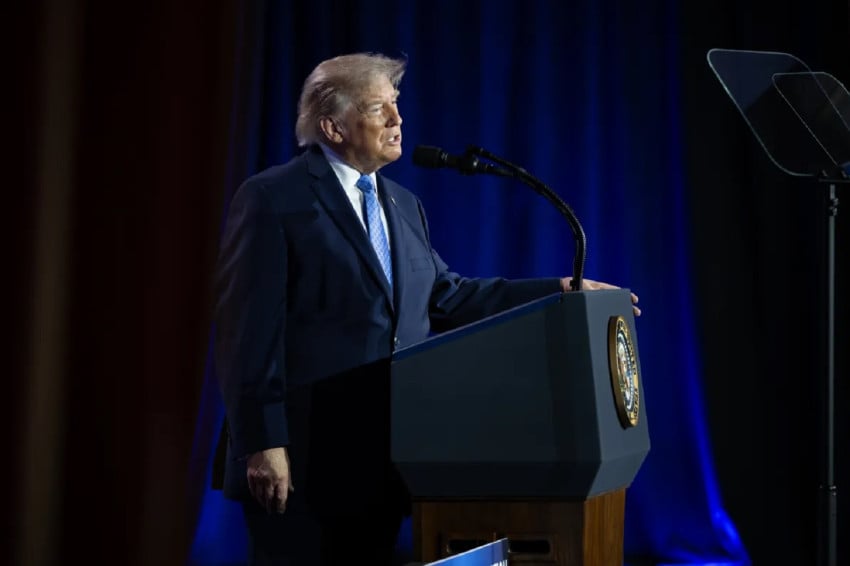 Presiden Donald Trump Sedih 2 Tentara AS Tewas Diserang Rudal Iran