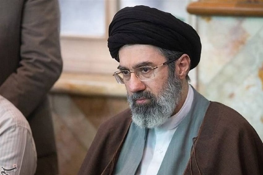Mojtaba Khamenei: Tanda Tangan Trump di MoU AS-Iran Tak Berharga dan Tak Miliki Kredibilitas!